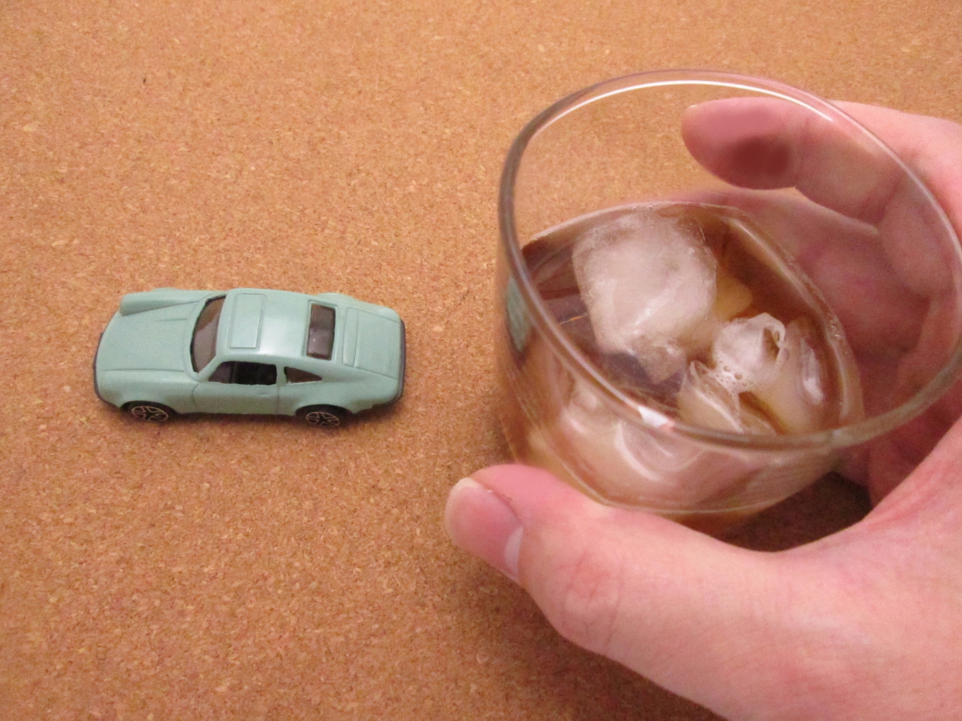 酒酔い運転・酒気帯び運転の違いとは？ 飲酒運転の基準について